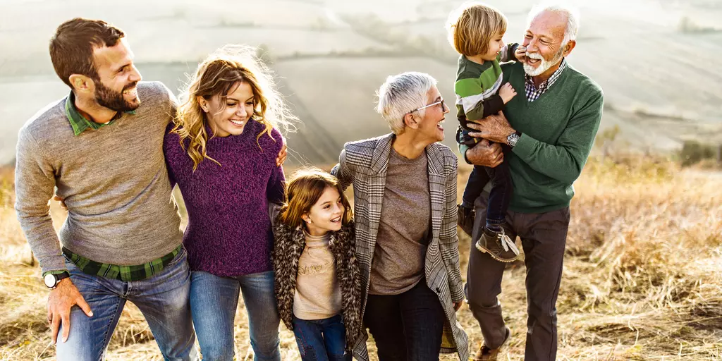 happy-multi-generation-family